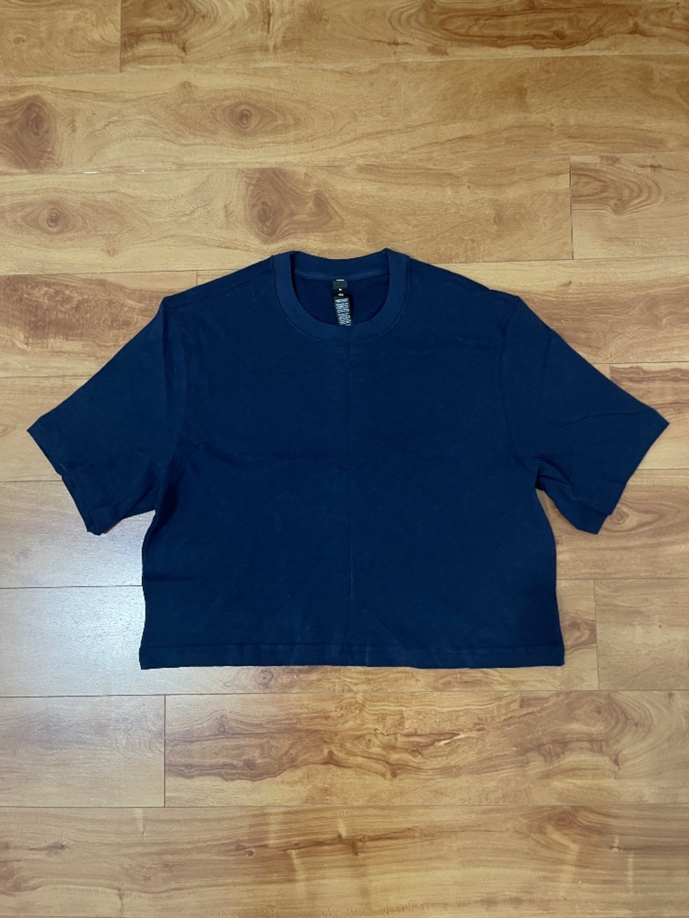 Lululemon Women Navy Blue Cropped Boxy Shirt New w/o Tags Sz M